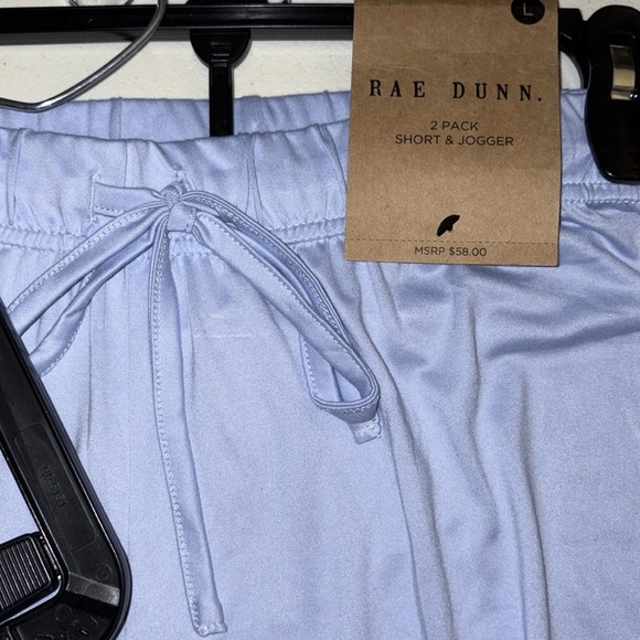 Rae Dunn 2 Piece Shorts & Jogger(Waist 34”
Length 12”Waist 34”Inseam 28”) - Picture 7 of 7